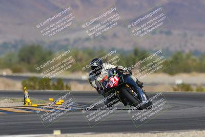 media/Nov-12-2023-SoCal Trackdays (Sun) [[5d1fba4e7d]]/Turn 14 (1035am)/